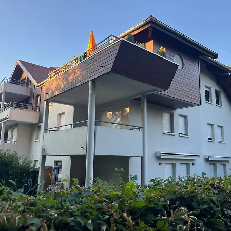 Entre D'annecy Et Montagnes, Golf Et Parapente A Pieds