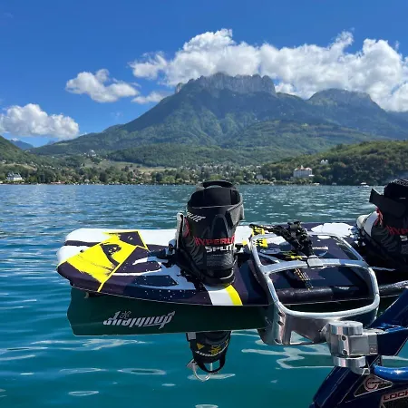 Entre D'annecy Et Montagnes, Golf Et Parapente A Pieds *