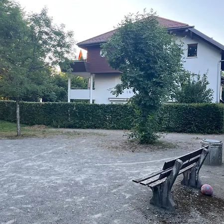 Entre D'annecy Et Montagnes, Golf Et Parapente A Pieds Talloires